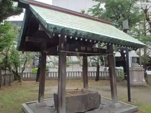 千束稲荷神社の手水舎