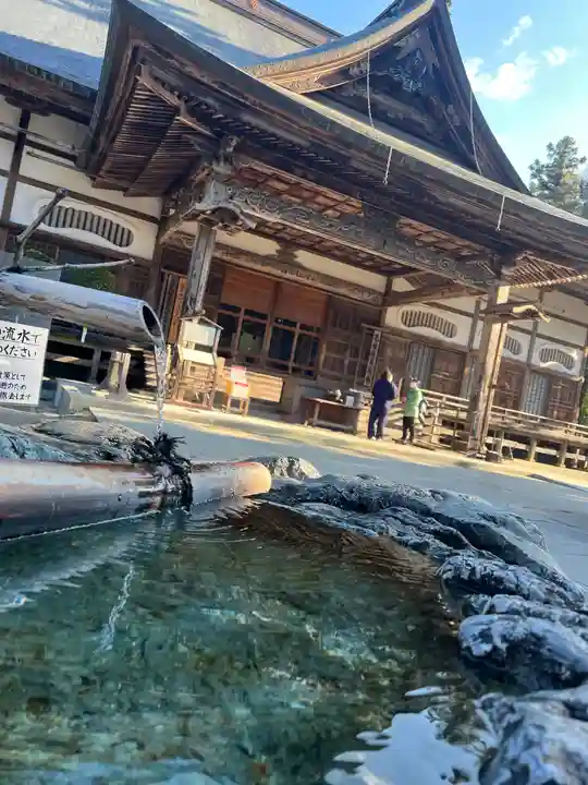 中尊寺の本殿・本堂