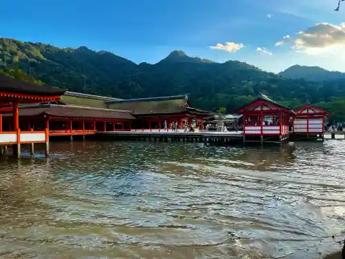 厳島神社(広島県)