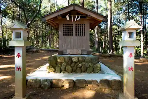 高麗神社の末社