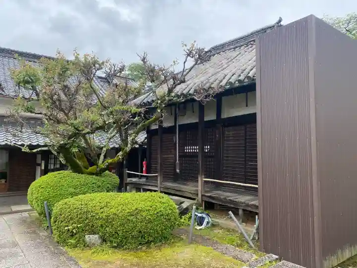 念佛院の{uncategorized: "未分類", other: "その他", undefined: "問題あり", building: "その他建物", grave: "お墓", sacred_gate: "鳥居", guardian: "狛犬", statue: "像", buddha: "仏像", history: "歴史", nature: "自然", garden: "庭園", animal: "動物", pagoda: "塔", temizu: "手水舎", mountain_gate: "山門・神門", sanctuary: "本殿・本堂", subordinate: "末社・摂社", art: "芸術", scenery: "景色", jizo: "地蔵", ema: "絵馬", goshuin: "御朱印", omikuji: "おみくじ", items: "授与品その他", amulet: "お守り", goshuincho: "御朱印帳", eats: "食事", festival: "お祭り", votive_dance: "神楽", shichigosan: "七五三参", wedding: "結婚式", experience: "体験その他", initially: "初詣", around: "周辺", anti_infection: "感染症対策"}