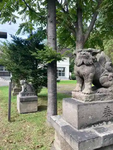 花畔神社の狛犬