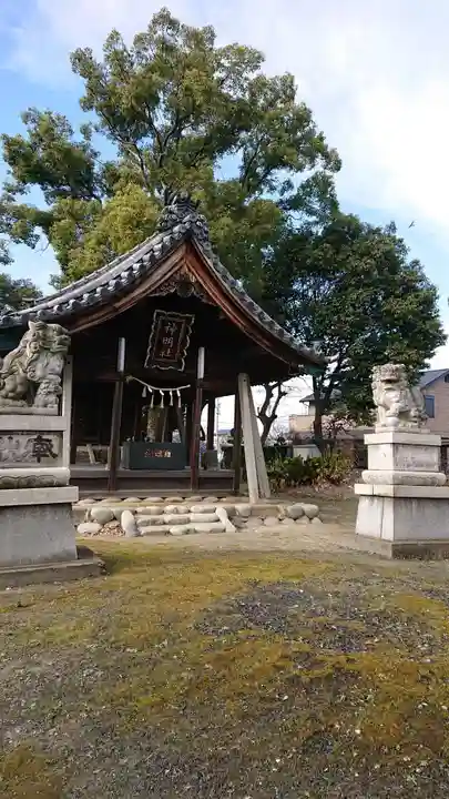 神明社(長野)の狛犬