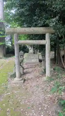 雄琴神社の{uncategorized: "未分類", other: "その他", undefined: "問題あり", building: "その他建物", grave: "お墓", sacred_gate: "鳥居", guardian: "狛犬", statue: "像", buddha: "仏像", history: "歴史", nature: "自然", garden: "庭園", animal: "動物", pagoda: "塔", temizu: "手水舎", mountain_gate: "山門・神門", sanctuary: "本殿・本堂", subordinate: "末社・摂社", art: "芸術", scenery: "景色", jizo: "地蔵", ema: "絵馬", goshuin: "御朱印", omikuji: "おみくじ", items: "授与品その他", amulet: "お守り", goshuincho: "御朱印帳", eats: "食事", festival: "お祭り", votive_dance: "神楽", shichigosan: "七五三参", wedding: "結婚式", experience: "体験その他", initially: "初詣", around: "周辺", anti_infection: "感染症対策"}