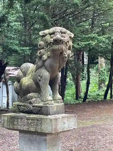 十勝神社の狛犬