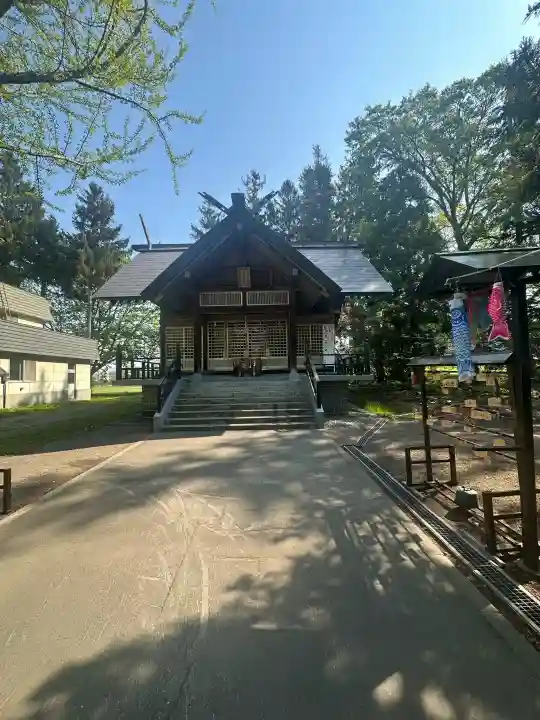 大麻神社の{uncategorized: "未分類", other: "その他", undefined: "問題あり", building: "その他建物", grave: "お墓", sacred_gate: "鳥居", guardian: "狛犬", statue: "像", buddha: "仏像", history: "歴史", nature: "自然", garden: "庭園", animal: "動物", pagoda: "塔", temizu: "手水舎", mountain_gate: "山門・神門", sanctuary: "本殿・本堂", subordinate: "末社・摂社", art: "芸術", scenery: "景色", jizo: "地蔵", ema: "絵馬", goshuin: "御朱印", omikuji: "おみくじ", items: "授与品その他", amulet: "お守り", goshuincho: "御朱印帳", eats: "食事", festival: "お祭り", votive_dance: "神楽", shichigosan: "七五三参", wedding: "結婚式", experience: "体験その他", initially: "初詣", around: "周辺", anti_infection: "感染症対策"}