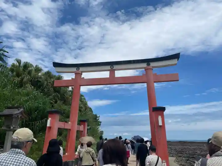 青島神社(青島神宮)の{uncategorized: "未分類", other: "その他", undefined: "問題あり", building: "その他建物", grave: "お墓", sacred_gate: "鳥居", guardian: "狛犬", statue: "像", buddha: "仏像", history: "歴史", nature: "自然", garden: "庭園", animal: "動物", pagoda: "塔", temizu: "手水舎", mountain_gate: "山門・神門", sanctuary: "本殿・本堂", subordinate: "末社・摂社", art: "芸術", scenery: "景色", jizo: "地蔵", ema: "絵馬", goshuin: "御朱印", omikuji: "おみくじ", items: "授与品その他", amulet: "お守り", goshuincho: "御朱印帳", eats: "食事", festival: "お祭り", votive_dance: "神楽", shichigosan: "七五三参", wedding: "結婚式", experience: "体験その他", initially: "初詣", around: "周辺", anti_infection: "感染症対策"}
