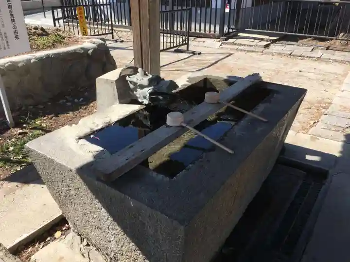 美和神社の手水舎