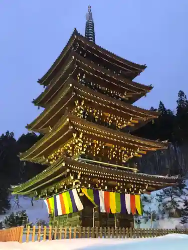 青龍寺(昭和大仏)(青森県)