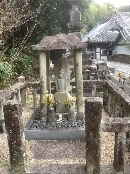洞雲院(愛知県)