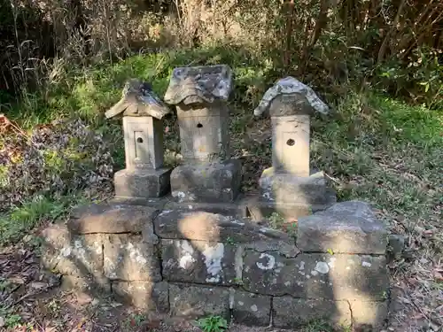 諏訪神社の末社