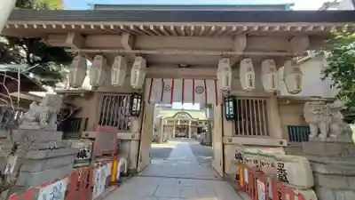 綱敷天神社の山門・神門