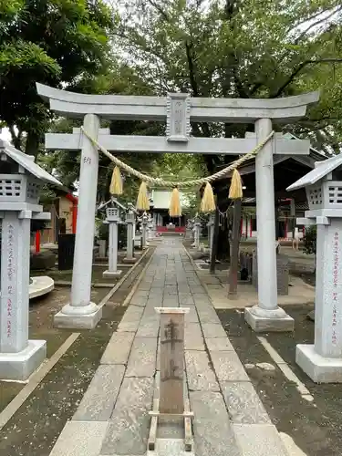 芳川神社の鳥居