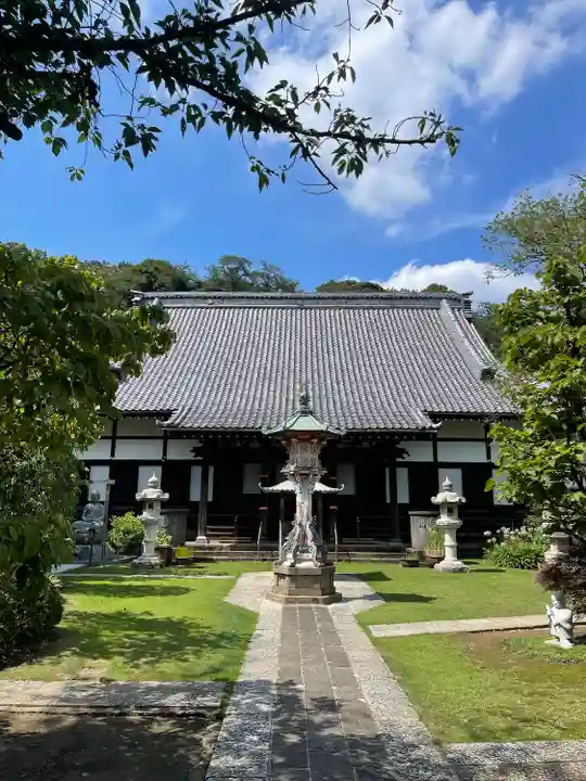 金蔵寺の本殿・本堂