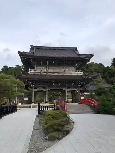 総持寺祖院の山門・神門