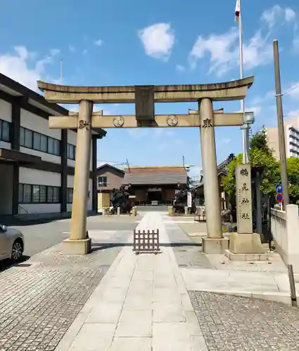 鶴見神社の鳥居