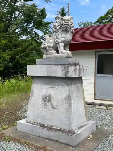 剣淵神社の狛犬