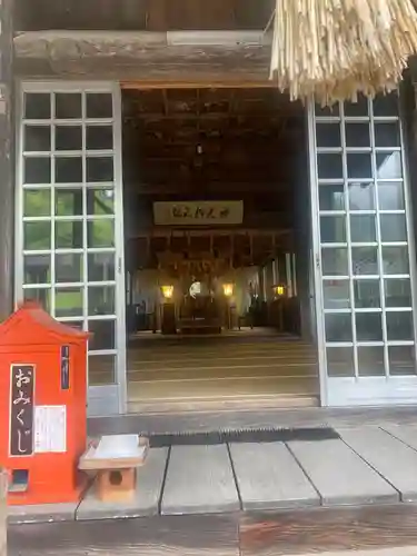 城井八幡社の本殿・本堂