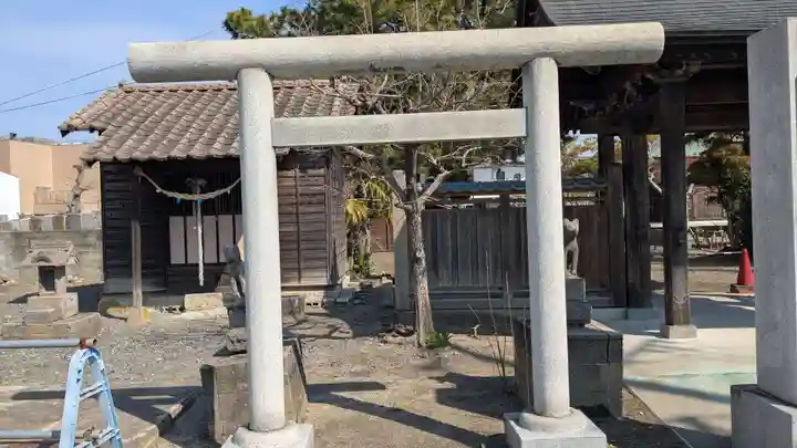 稲荷神社の鳥居