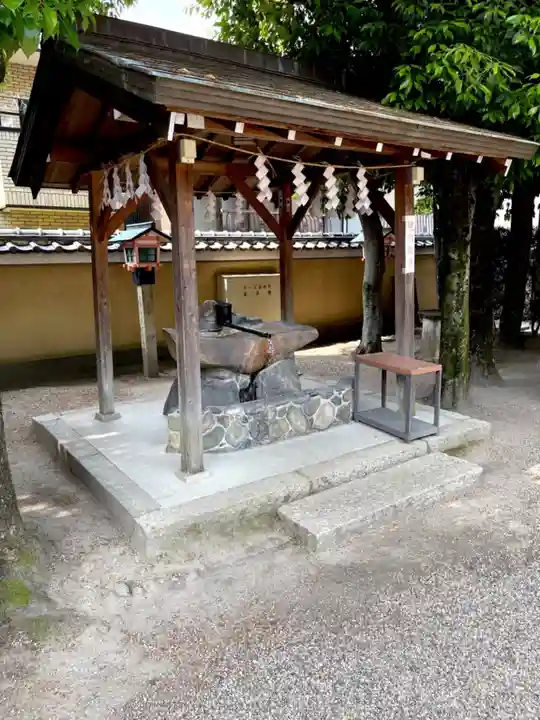 率川神社(大神神社摂社)(奈良県)