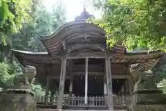 六所神社の本殿