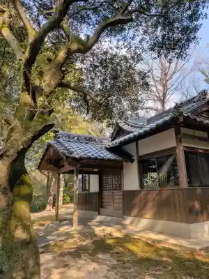 畑神社の{uncategorized: "未分類", other: "その他", undefined: "問題あり", building: "その他建物", grave: "お墓", sacred_gate: "鳥居", guardian: "狛犬", statue: "像", buddha: "仏像", history: "歴史", nature: "自然", garden: "庭園", animal: "動物", pagoda: "塔", temizu: "手水舎", mountain_gate: "山門・神門", sanctuary: "本殿・本堂", subordinate: "末社・摂社", art: "芸術", scenery: "景色", jizo: "地蔵", ema: "絵馬", goshuin: "御朱印", omikuji: "おみくじ", items: "授与品その他", amulet: "お守り", goshuincho: "御朱印帳", eats: "食事", festival: "お祭り", votive_dance: "神楽", shichigosan: "七五三参", wedding: "結婚式", experience: "体験その他", initially: "初詣", around: "周辺", anti_infection: "感染症対策"}