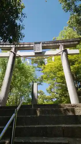 壺井八幡宮の鳥居