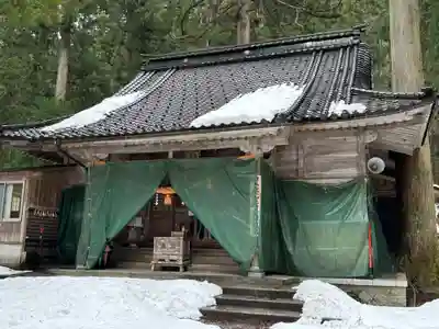 雄山神社中宮祈願殿(富山県)