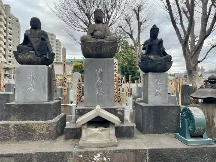 大林寺の{uncategorized: "未分類", other: "その他", undefined: "問題あり", building: "その他建物", grave: "お墓", sacred_gate: "鳥居", guardian: "狛犬", statue: "像", buddha: "仏像", history: "歴史", nature: "自然", garden: "庭園", animal: "動物", pagoda: "塔", temizu: "手水舎", mountain_gate: "山門・神門", sanctuary: "本殿・本堂", subordinate: "末社・摂社", art: "芸術", scenery: "景色", jizo: "地蔵", ema: "絵馬", goshuin: "御朱印", omikuji: "おみくじ", items: "授与品その他", amulet: "お守り", goshuincho: "御朱印帳", eats: "食事", festival: "お祭り", votive_dance: "神楽", shichigosan: "七五三参", wedding: "結婚式", experience: "体験その他", initially: "初詣", around: "周辺", anti_infection: "感染症対策"}