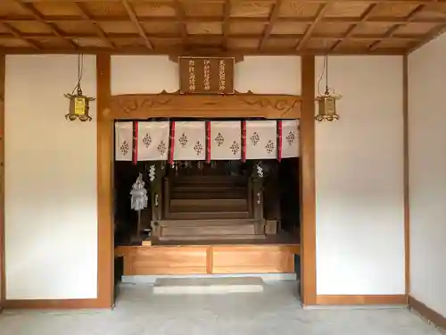 竹田神社の本殿