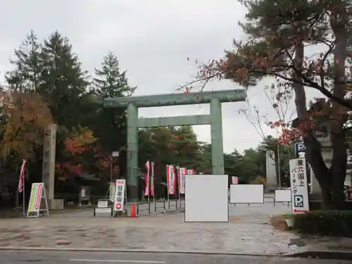 石川護國神社の鳥居