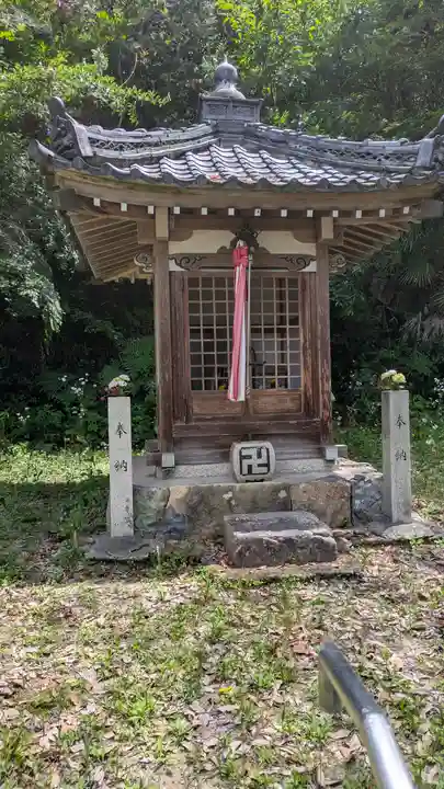 子安地蔵堂(滋賀県)
