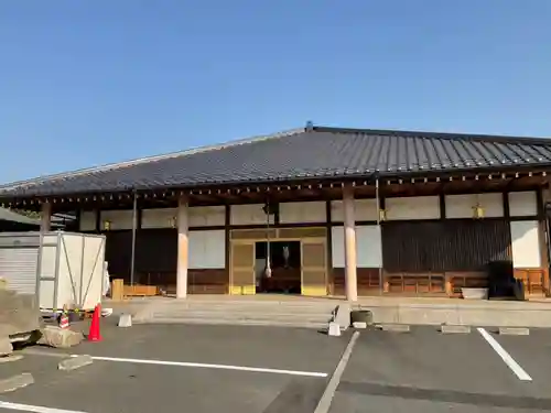 新成寺の本殿・本堂