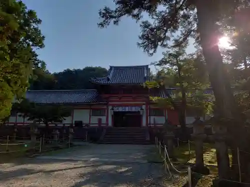 手向山八幡宮の本殿