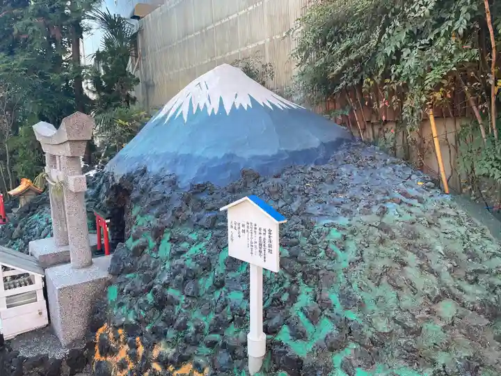 京濱伏見稲荷神社の末社・摂社