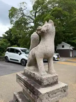 大嶋稲荷神社(大島神社)の{uncategorized: "未分類", other: "その他", undefined: "問題あり", building: "その他建物", grave: "お墓", sacred_gate: "鳥居", guardian: "狛犬", statue: "像", buddha: "仏像", history: "歴史", nature: "自然", garden: "庭園", animal: "動物", pagoda: "塔", temizu: "手水舎", mountain_gate: "山門・神門", sanctuary: "本殿・本堂", subordinate: "末社・摂社", art: "芸術", scenery: "景色", jizo: "地蔵", ema: "絵馬", goshuin: "御朱印", omikuji: "おみくじ", items: "授与品その他", amulet: "お守り", goshuincho: "御朱印帳", eats: "食事", festival: "お祭り", votive_dance: "神楽", shichigosan: "七五三参", wedding: "結婚式", experience: "体験その他", initially: "初詣", around: "周辺", anti_infection: "感染症対策"}