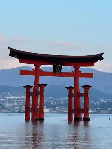 厳島神社(広島県)