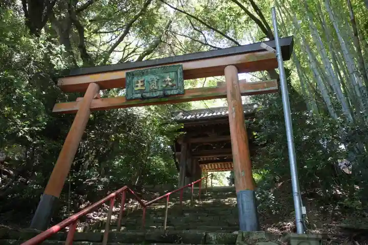 大洞弁財天 長寿院(滋賀県)