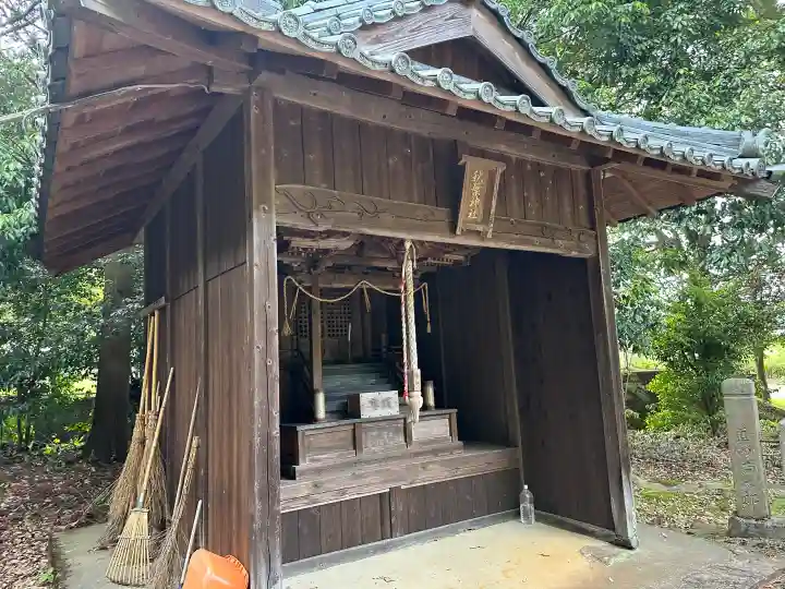 倭文神社の末社・摂社