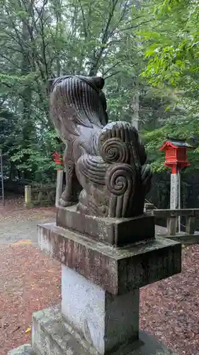十勝神社の狛犬