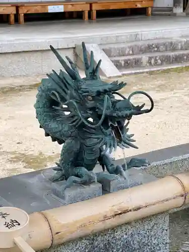 大宮賣神社の手水舎