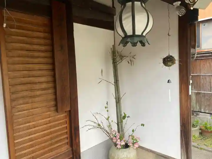 西光院の{uncategorized: "未分類", other: "その他", undefined: "問題あり", building: "その他建物", grave: "お墓", sacred_gate: "鳥居", guardian: "狛犬", statue: "像", buddha: "仏像", history: "歴史", nature: "自然", garden: "庭園", animal: "動物", pagoda: "塔", temizu: "手水舎", mountain_gate: "山門・神門", sanctuary: "本殿・本堂", subordinate: "末社・摂社", art: "芸術", scenery: "景色", jizo: "地蔵", ema: "絵馬", goshuin: "御朱印", omikuji: "おみくじ", items: "授与品その他", amulet: "お守り", goshuincho: "御朱印帳", eats: "食事", festival: "お祭り", votive_dance: "神楽", shichigosan: "七五三参", wedding: "結婚式", experience: "体験その他", initially: "初詣", around: "周辺", anti_infection: "感染症対策"}