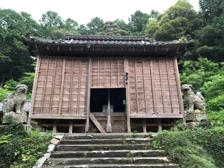 大飯神社の本殿・本堂
