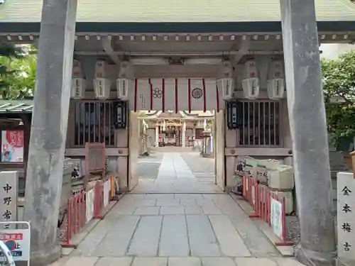 綱敷天神社の山門・神門