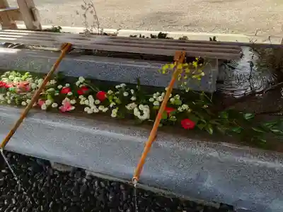 射水神社の手水舎