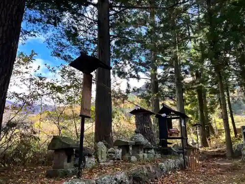 山家神社の末社