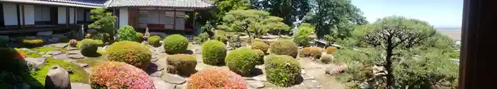 行基寺の庭園