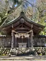 諏訪大社上社前宮の{uncategorized: "未分類", other: "その他", undefined: "問題あり", building: "その他建物", grave: "お墓", sacred_gate: "鳥居", guardian: "狛犬", statue: "像", buddha: "仏像", history: "歴史", nature: "自然", garden: "庭園", animal: "動物", pagoda: "塔", temizu: "手水舎", mountain_gate: "山門・神門", sanctuary: "本殿・本堂", subordinate: "末社・摂社", art: "芸術", scenery: "景色", jizo: "地蔵", ema: "絵馬", goshuin: "御朱印", omikuji: "おみくじ", items: "授与品その他", amulet: "お守り", goshuincho: "御朱印帳", eats: "食事", festival: "お祭り", votive_dance: "神楽", shichigosan: "七五三参", wedding: "結婚式", experience: "体験その他", initially: "初詣", around: "周辺", anti_infection: "感染症対策"}