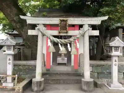 津田八幡神社の末社・摂社