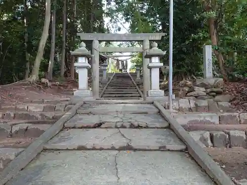 稲前神社の鳥居